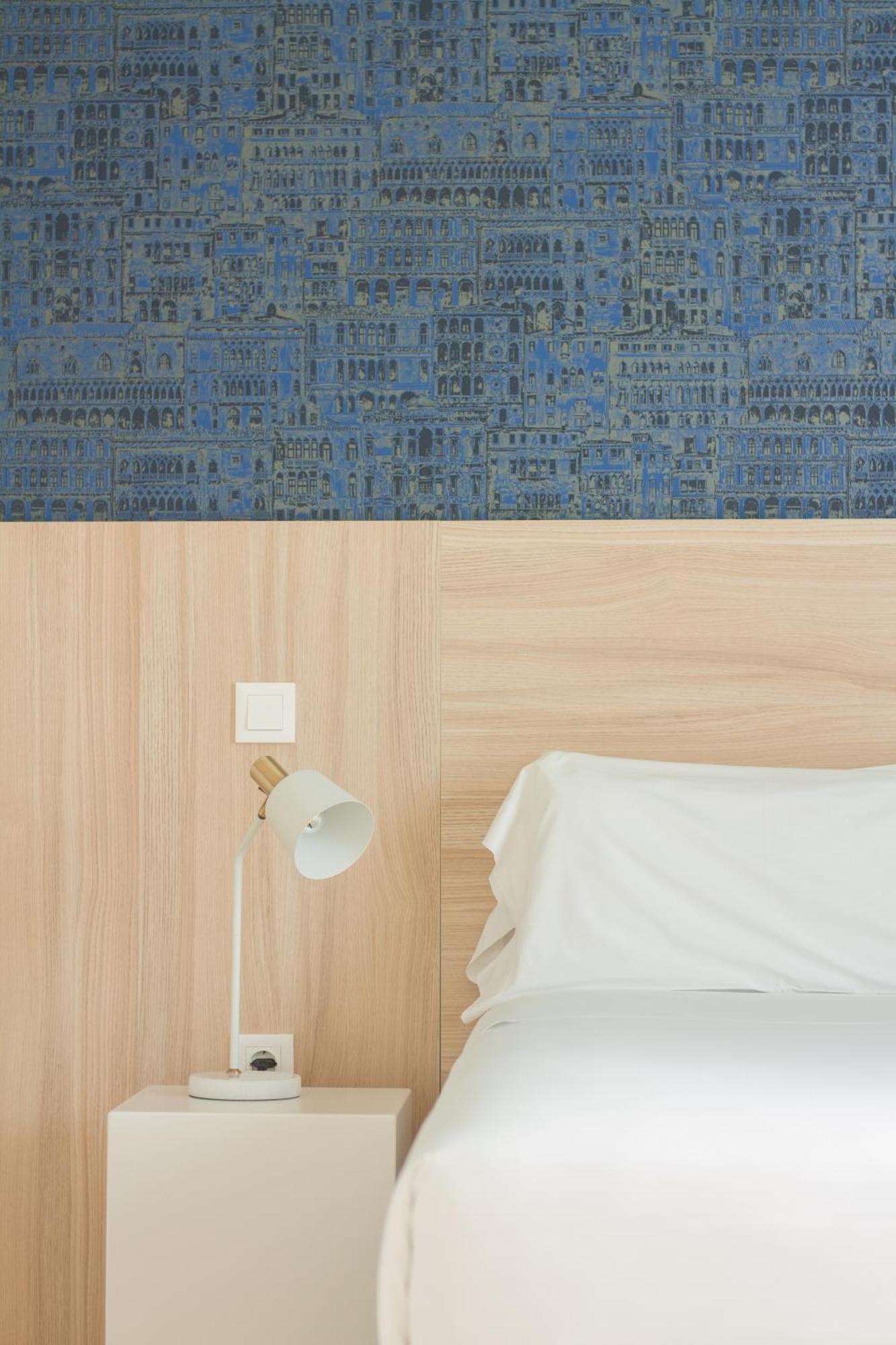 Room Select Porto Suites Экстерьер фото